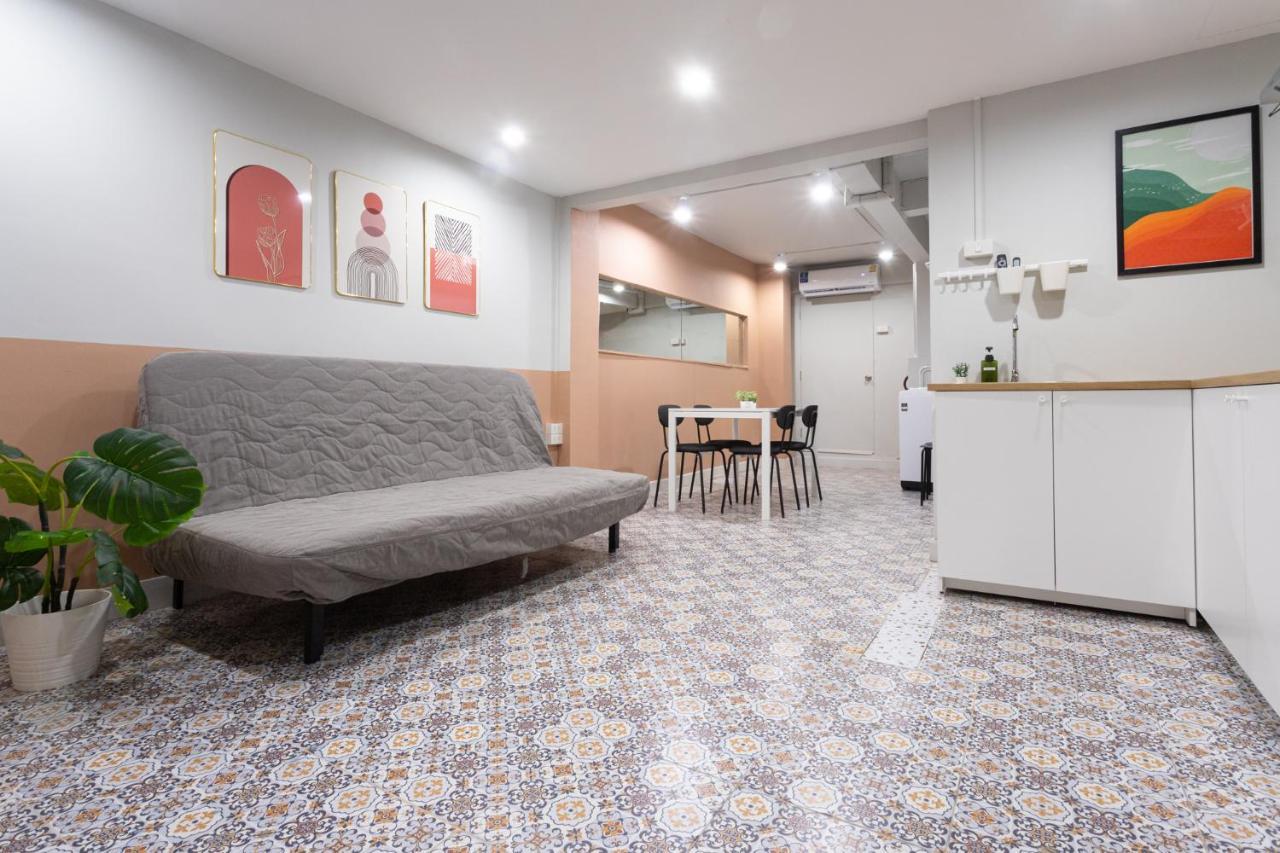 Căn hộ A1 Duplex Large Wt Kitchen *